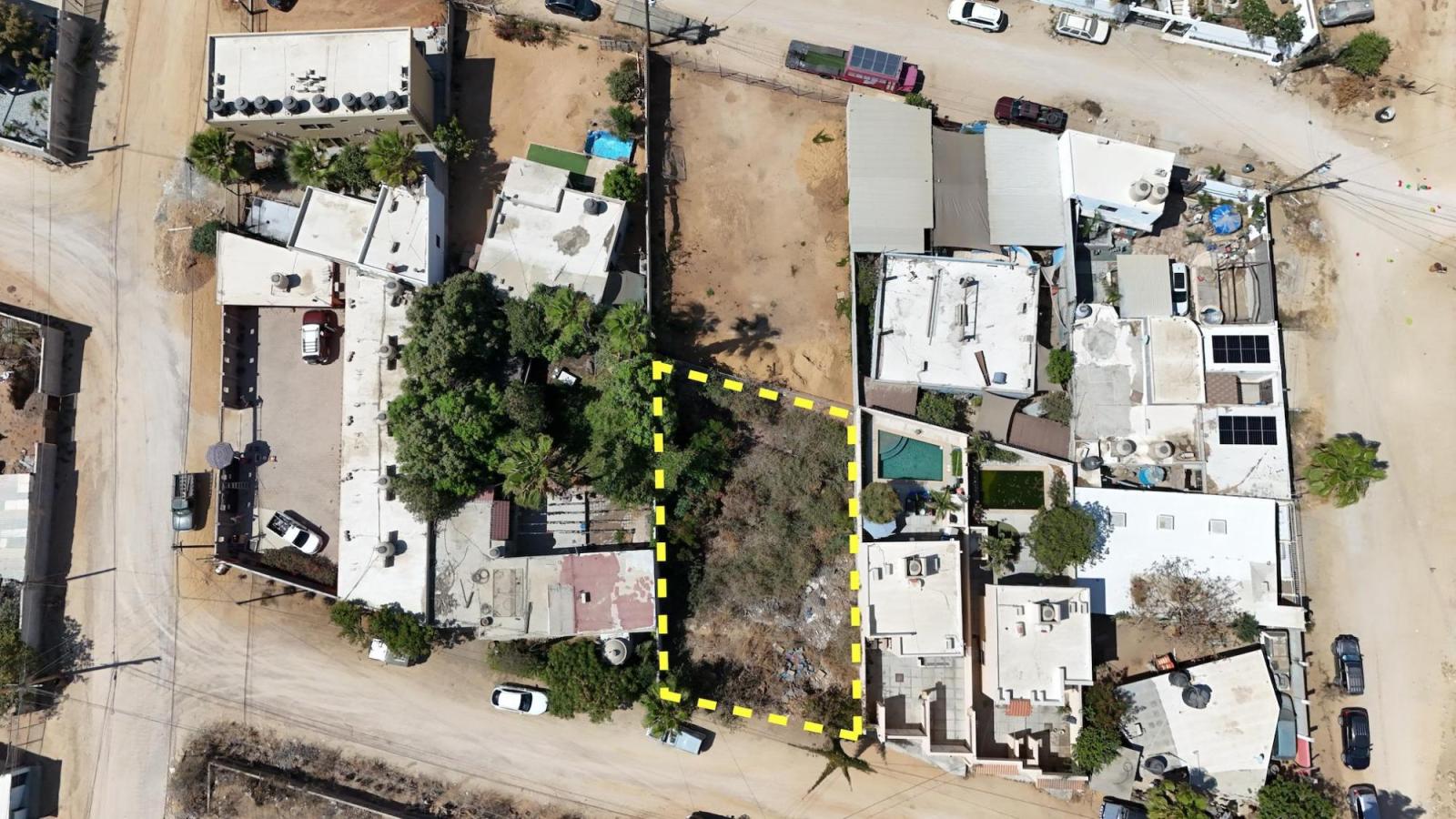 422m² Ready-to-Build Lot in Lienzo Charro | 15 Mins to Marina