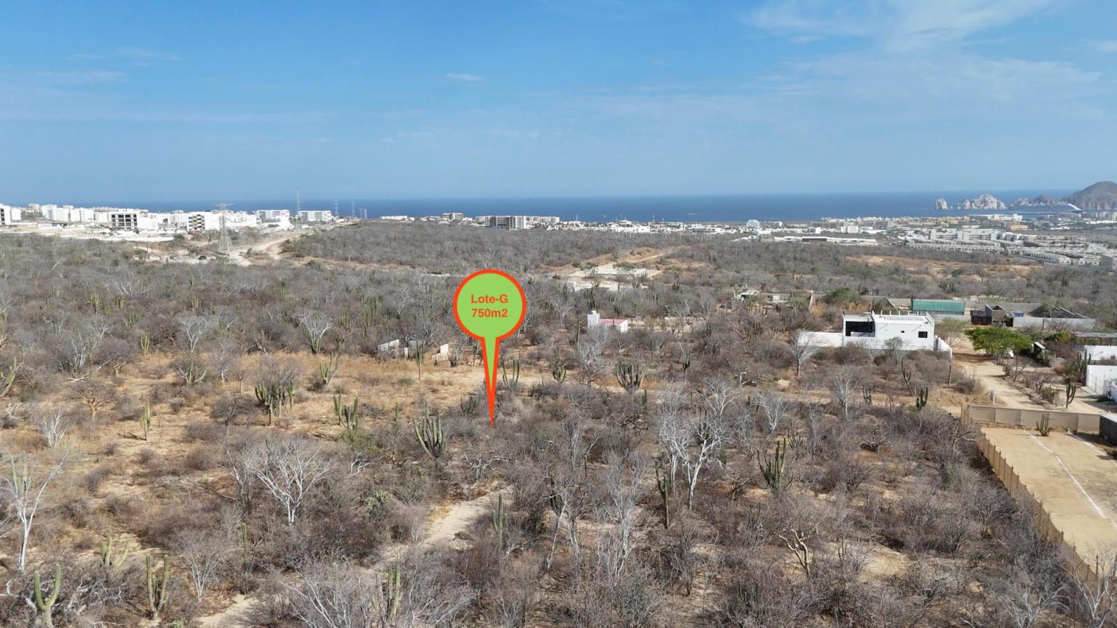 750m² Lot in El Tezal | Build Your Dream Home with Arch Views